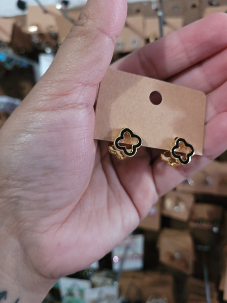 Lou 18k huggies
