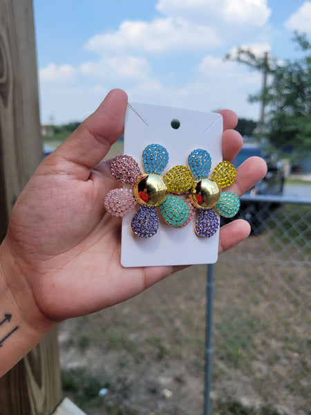 Flower diamond studs