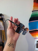 H metal frame sunnies