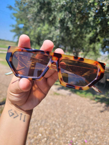 Pra branded sunnies