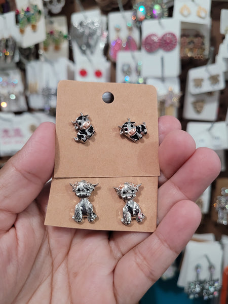 Vaquita studs