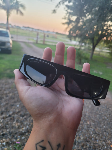 Dolc branded sunnies