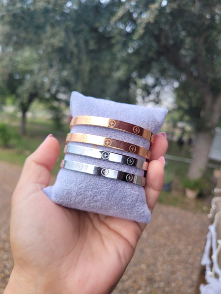 Cart 18k plated bangel bracelets