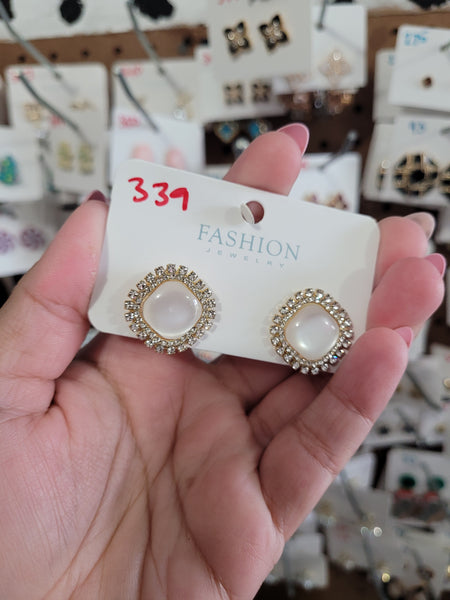Cat eye diamond studs #339