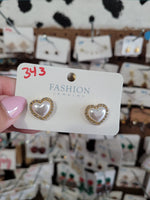 Pearl heart studs #343