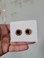 Versa 18k studs