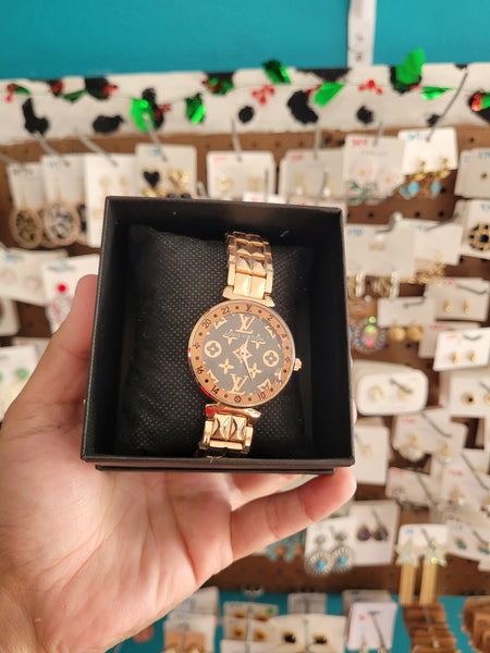 Lou rosegold watch with box