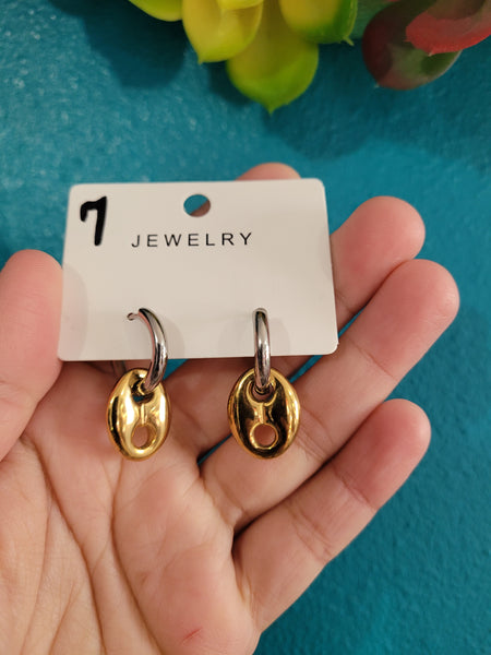 18k plated pignose huggies