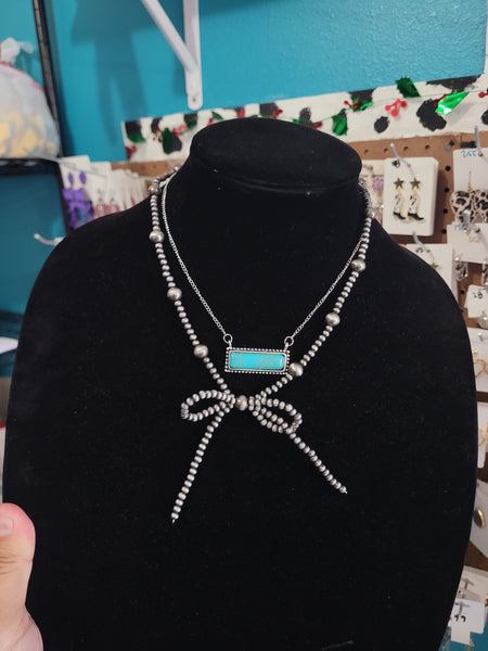 Navajo pearl western Bow layered necklace
