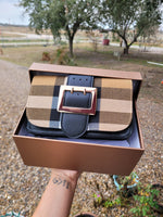 Burb crossbody with box