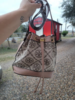 Tb bucket bag soft blush