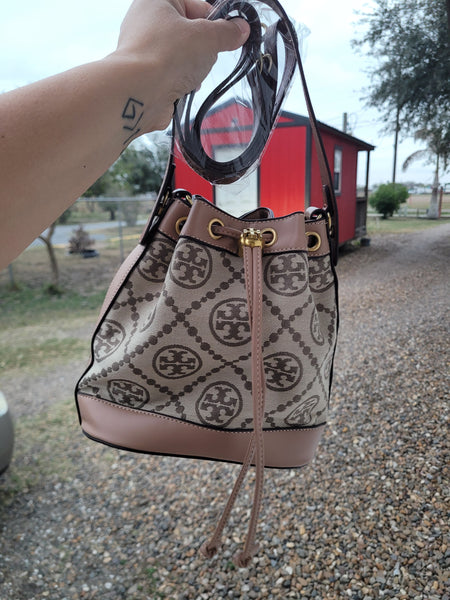 Tb bucket bag soft blush