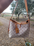 Lou handbag with coin pouch NO BOX 1:1 leather (white & brown)