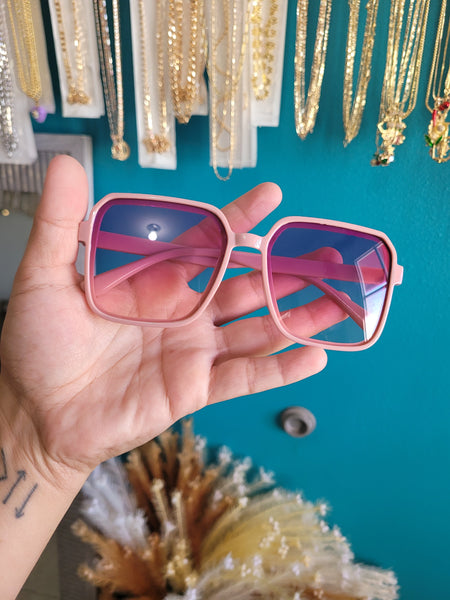 Square no brand sunnies blush