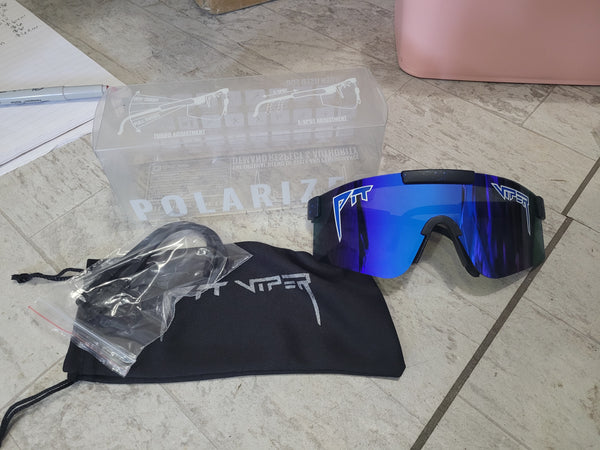 Vipe POLARIZED men's sunnies with box