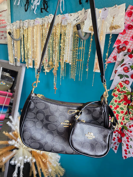 Co handbag with mini bag keychain (2 color options)