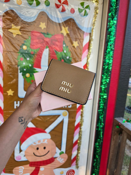 Miu mini crossbody bags with box (white and nude)