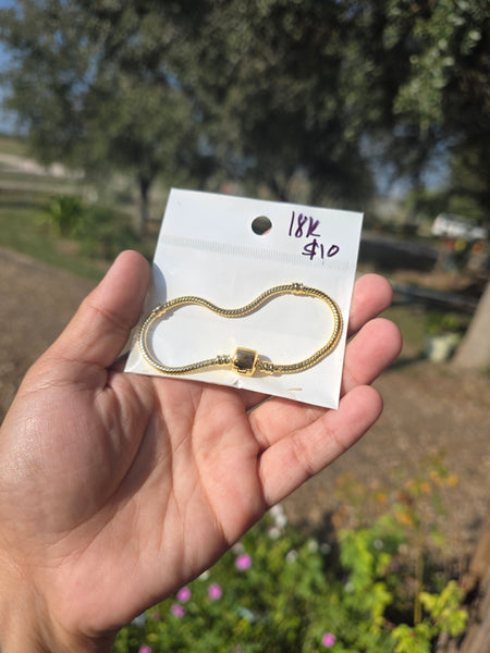 Pan 18k plated 20' bracelets gold #576