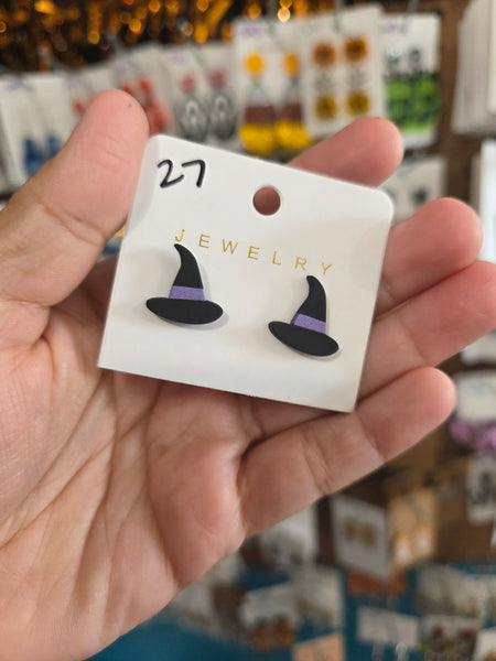 Witch hat polyclay studs #27