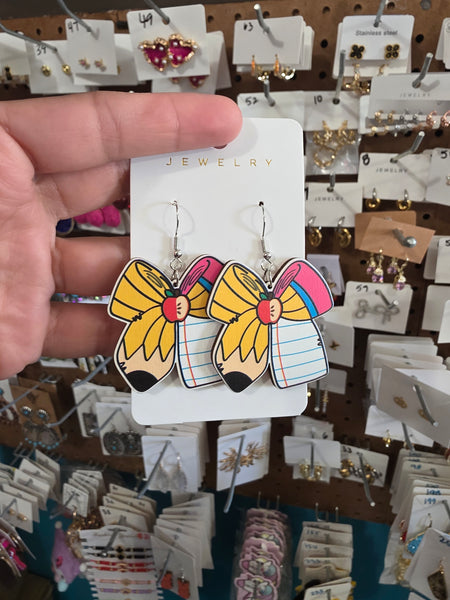 Teacher bow wood dangels