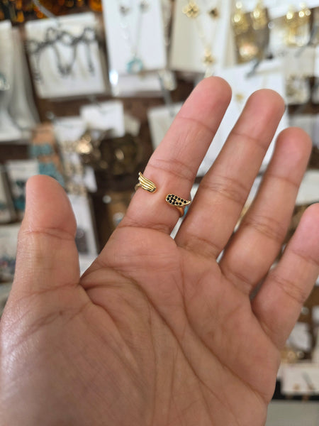 14k plated one size angel wings ring