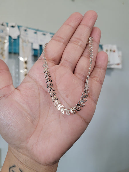 White gold plated leaf anklet/bracelet