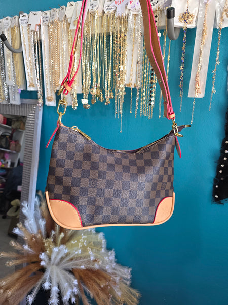Lou square handbag
