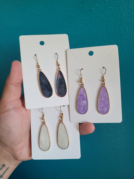 Oil painted teardrops