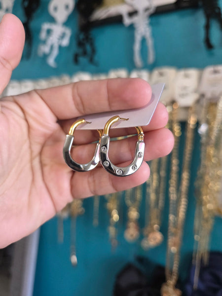 Cart 2 tone hoops diamonds #505